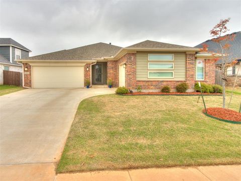 Photo of 18101 Jimenez Drive, Edmond, OK 73012 (MLS # 1223991)