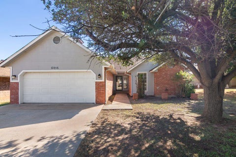Photo of 6816 NW 131st Street, Oklahoma City, OK 73142 (MLS # 1252128)