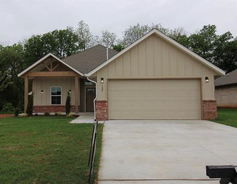 Photo of 130 Mountain Laurel Way, Noble, OK 73068 (MLS # 1219631)