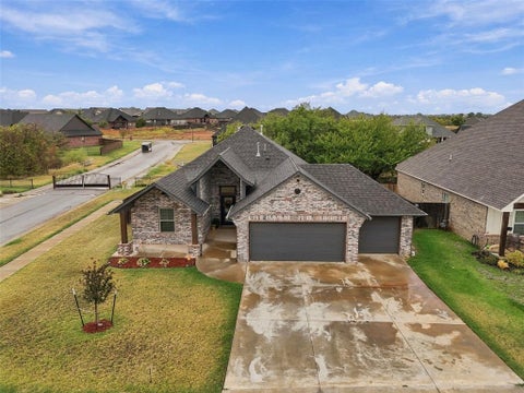 Photo of 10601 Wild Horse Creek Drive, Yukon, OK 73099 (MLS # 1251969)