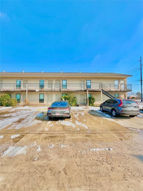 Photo of 1901 E Lindsey Street #1C, Norman, OK 73071 (MLS # 1226616)