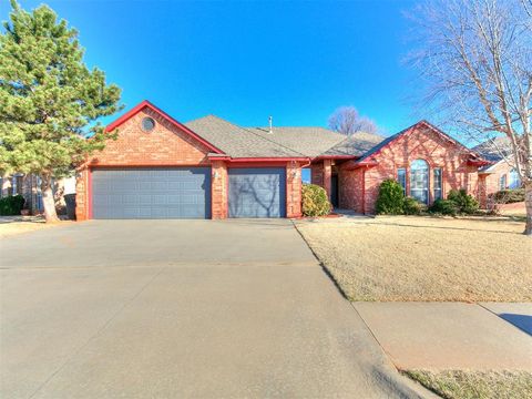 Photo of 10629 NW 39th Street, Yukon, OK 73099 (MLS # 1230473)