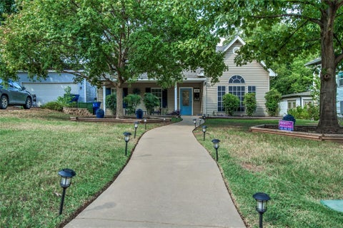 Photo of 616 E Washington Avenue, Guthrie, OK 73044 (MLS # 1251701)