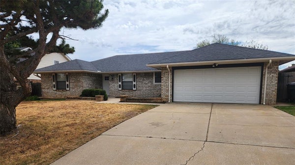 7716 NW 102ND ST, OKLAHOMA CITY, OK 73162 - Image 4c7adb1e3b4147ebc8bfd177334e81f2/968366390