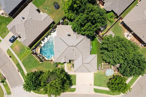 Photo of 3117 Brighton Place, Yukon, OK 73099 (MLS # 1237381)