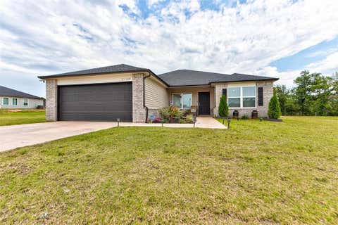 Photo of 31108 Blackberry Ridge, McLoud, OK 74851 (MLS # 1238575)
