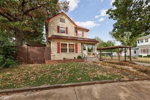 Photo of 405 N Park Place, Guthrie, OK 73044 (MLS # 1249471)