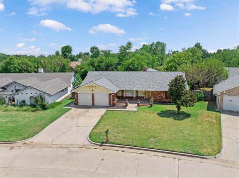 Photo of 8208 NW 114th Street, Oklahoma City, OK 73162 (MLS # 1211545)