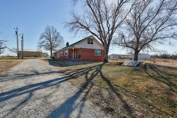 18501 COKER RD, SHAWNEE, OK 74801 - Image 4e6a7f49ab33048fe8d02814f3c11e51/960004194