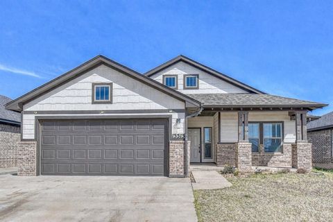 Photo of 13313 SW 5th Street, Yukon, OK 73099 (MLS # 1218546)