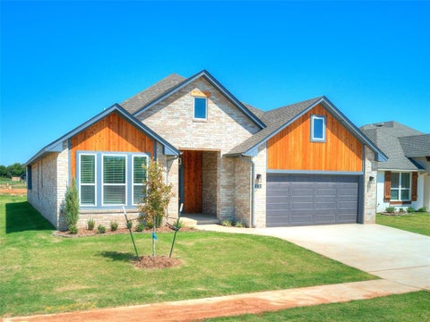 Photo of 7712 Woods Edge Way, Yukon, OK 73099 (MLS # 1233276)