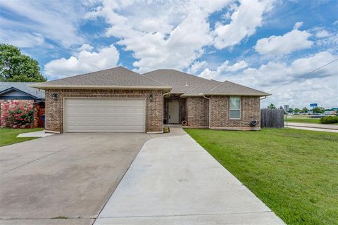 Photo of 4916 Cinder Drive, Oklahoma City, OK 73135 (MLS # 1237851)