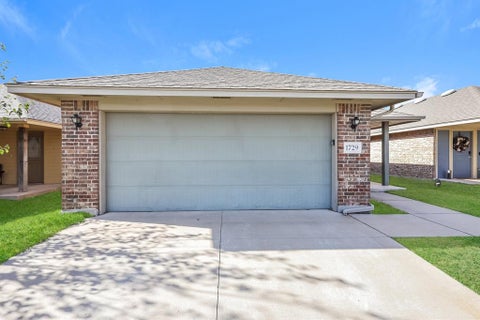 Photo of 1729 Everglade Court, Oklahoma City, OK 73128 (MLS # 1226561)