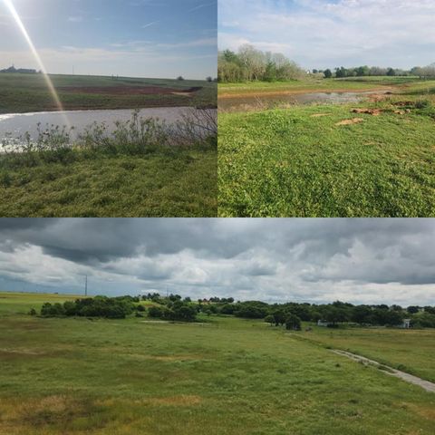 Photo of 2398 Andy Ave NW, Piedmont, OK 73078 (MLS # 1210078)