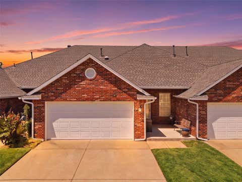 Photo of 301 E Ostin Terrace, Mustang, OK 73064 (MLS # 1240899)