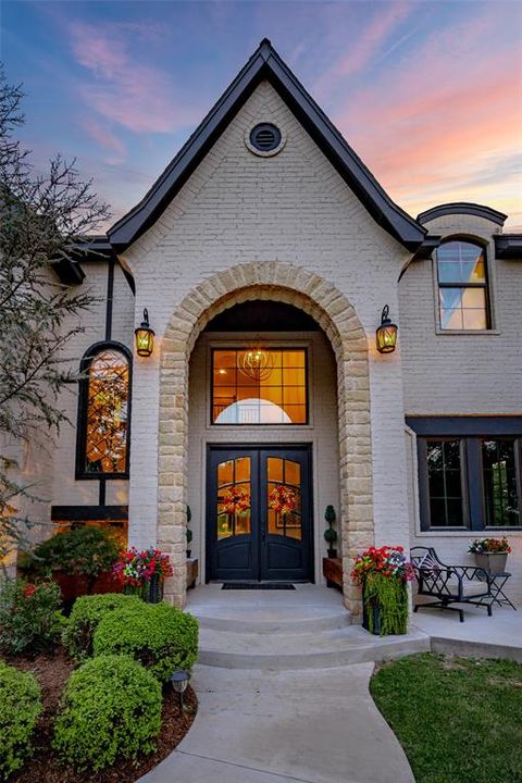 Photo of 9909 Jamie Way, Choctaw, OK 73020 (MLS # 1189626)