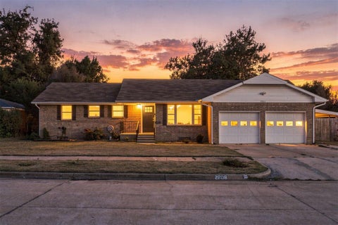 Photo of 2903 Meadow Lane, Edmond, OK 73013 (MLS # 1248561)