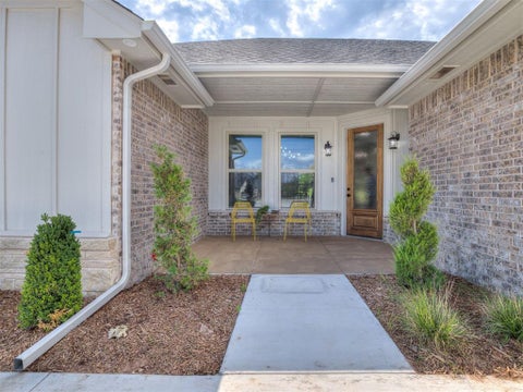 Photo of 10925 Sandstone Ridge Way, Guthrie, OK 73044 (MLS # 1232710)