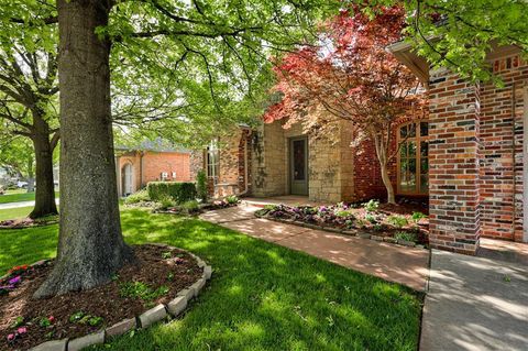 Photo of 1908 Red Prairie Drive, Edmond, OK 73025 (MLS # 1225027)