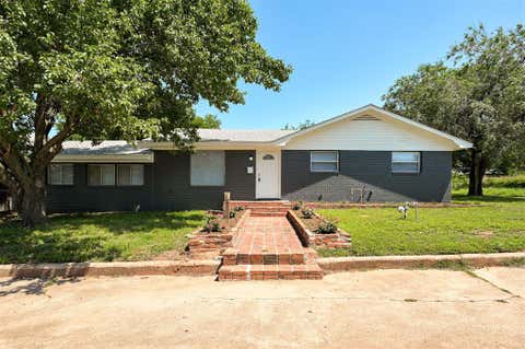 Photo of 420 E 12th Street, Chandler, OK 74834 (MLS # 1232587)