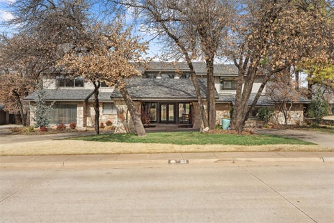 Photo of 1011 Saint Andrews Drive, Edmond, OK 73025 (MLS # 1249054)