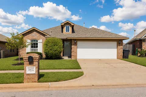 Photo of 18432 Camborne Avenue, Edmond, OK 73012 (MLS # 1237708)
