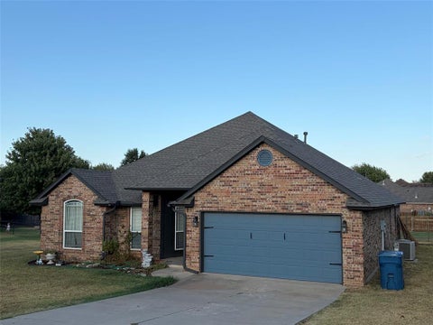 Photo of 4236 Bradford Brook Drive, Norman, OK 73072 (MLS # 1248852)