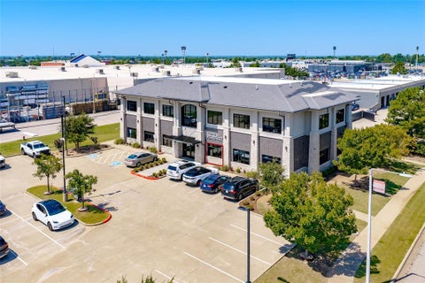 Photo of 2500 Boardwalk Street #102, Norman, OK 73069 (MLS # 1243899)