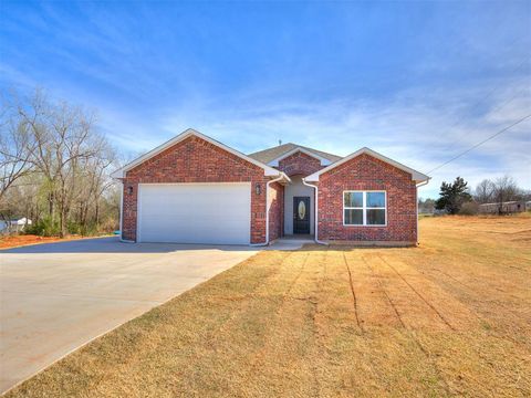 Photo of 2391 County Road 1216 Street, Blanchard, OK 73010 (MLS # 1219334)