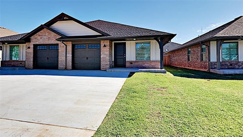 Photo of 427 Summit Ridge Drive, Oklahoma City, OK 73114 (MLS # 1251367)