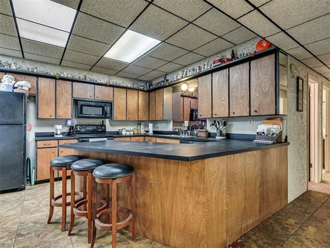 Photo of 1409 S HIGHWAY 76 Highway, Newcastle, OK 73065 (MLS # 1194816)
