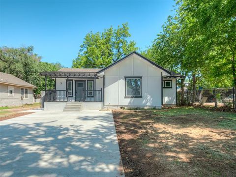 Photo of 235 SE 40th Street, Oklahoma City, OK 73129 (MLS # 1228985)