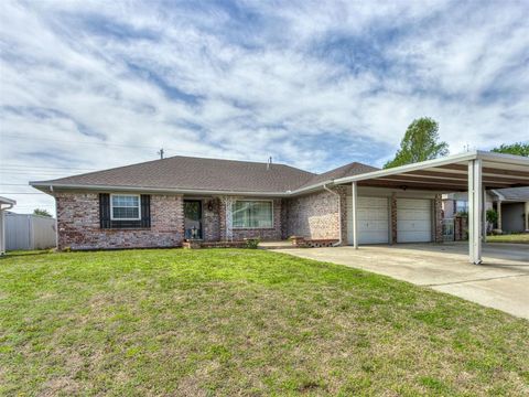 Photo of 1610 SW 70th Street, Oklahoma City, OK 73159 (MLS # 1229220)