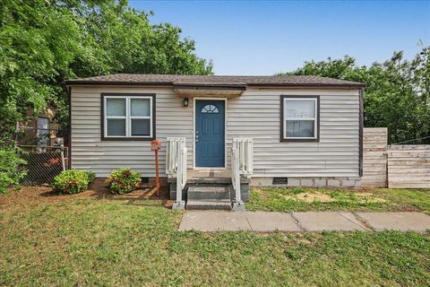 Photo of 805 NW 91st Street, Oklahoma City, OK 73114 (MLS # 1230244)