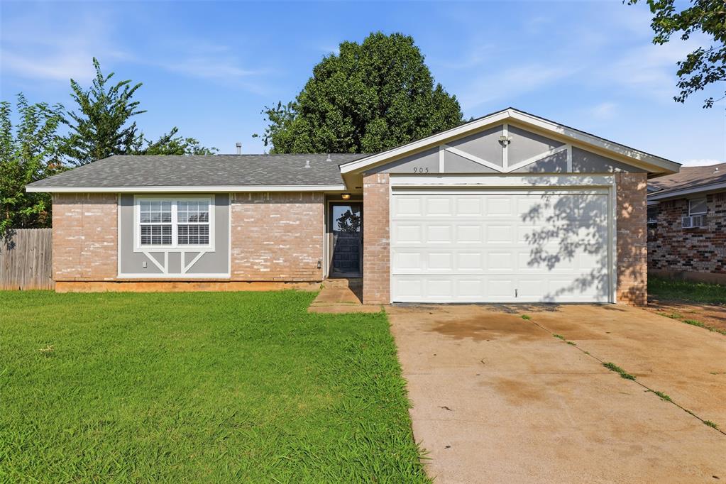 Photo 1 of 19 — 905 Craig Drive, Oklahoma City, OK 73160