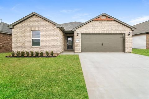 Photo of 2516 Rosewood Lane, El Reno, OK 73036 (MLS # 1235882)