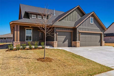 Photo of 2924 River Birch Lane, Yukon, OK 73099 (MLS # 1251911)