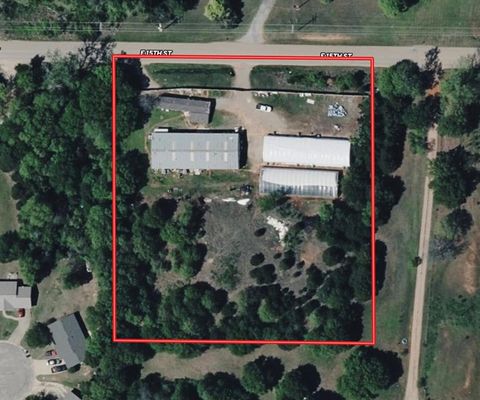 Photo of 1201 E 15th Street, Chandler, OK 74834 (MLS # 1215966)