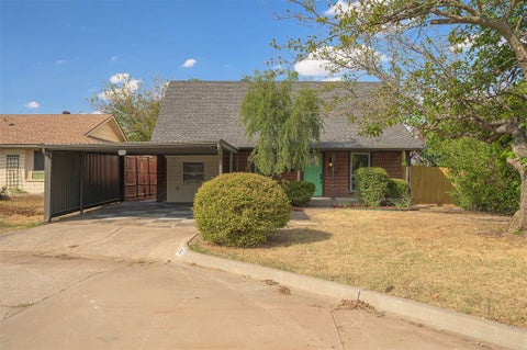 Photo of 715 Harmon Circle, Moore, OK 73160 (MLS # 1251660)