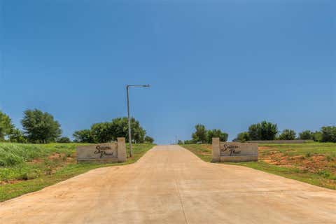 Photo of 1578 Sunset Run, Guthrie, OK 73044 (MLS # 1231490)