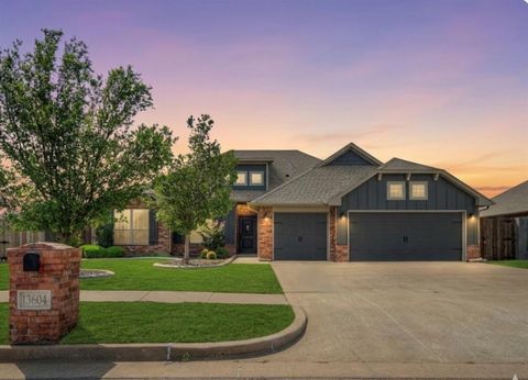 Photo of 13604 Lark Lane, Oklahoma City, OK 73142 (MLS # 1229872)