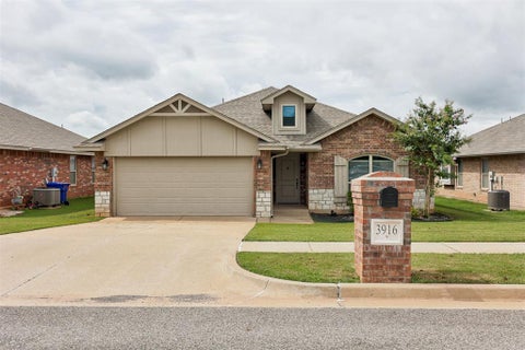 Photo of 3916 Colefax Lane, Norman, OK 73026 (MLS # 1239107)