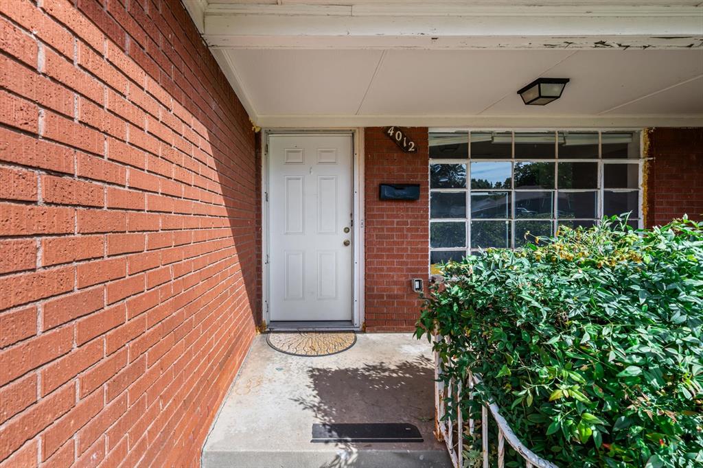 4012 NW 30th Terrace