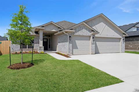 Photo of 13325 SW 8th Street, Yukon, OK 73099 (MLS # 1242578)