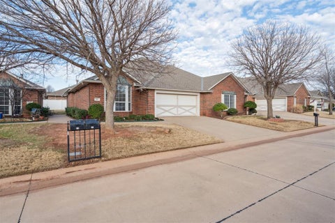 Photo of 25 Red Admiral Way, Edmond, OK 73013 (MLS # 1238056)