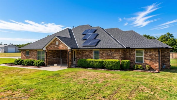 11133 BURNING OAKS DR, OKLAHOMA CITY, OK 73150 - Image 59ef00cf38badd55e2d3fe5d9ac26e2f/3203450345