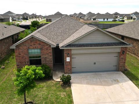 Photo of 2025 Scarlet Circle, El Reno, OK 73036 (MLS # 1224899)