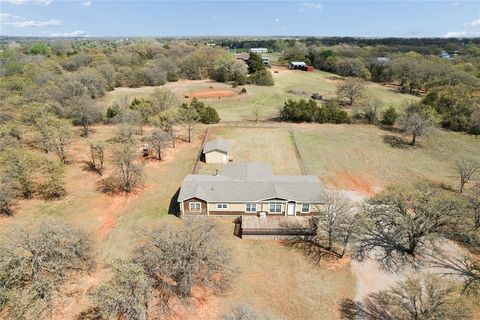 Photo of 10170 E Post Oak Road, Noble, OK 73068 (MLS # 1229333)
