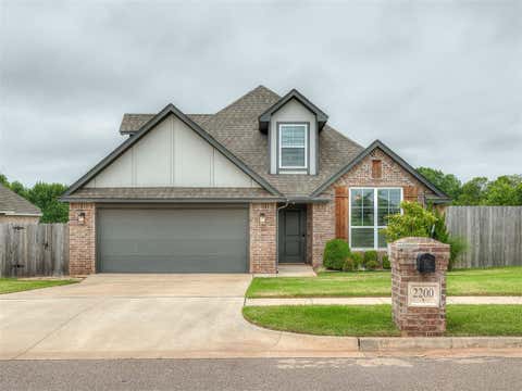 Photo of 2200 Arcady Avenue, Norman, OK 73026 (MLS # 1236373)