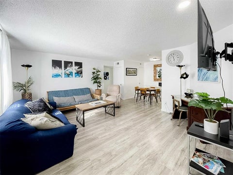 Photo of 6030 NW Expressway Street #D, Oklahoma City, OK 73132 (MLS # 1220298)